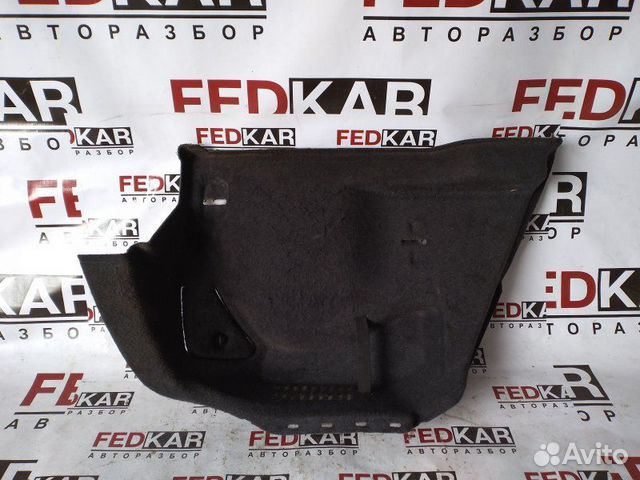 Обшивка багажника задняя правая Opel Astra H