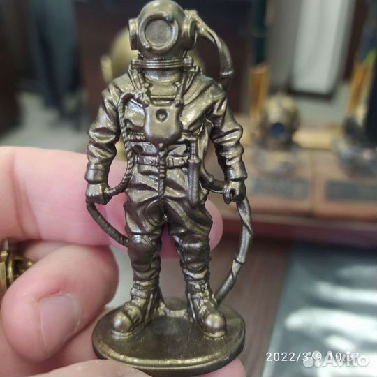 Оловянный водолаз