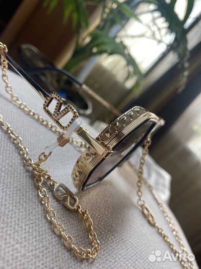 Солнцезащитные очки