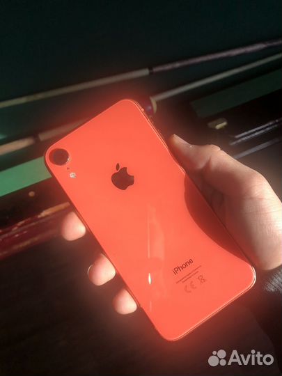 iPhone Xr, 64 ГБ
