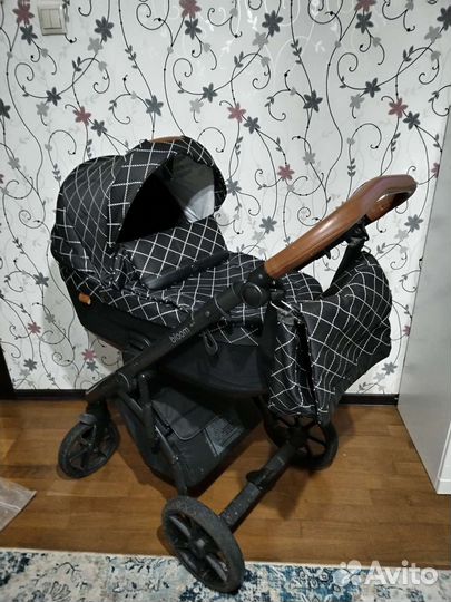 Коляска 2 в 1 roan Bloom