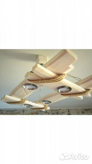 Светильник из дерева