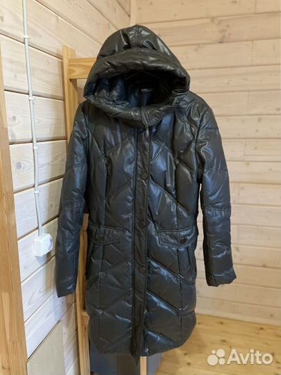 Пуховик теплый женский