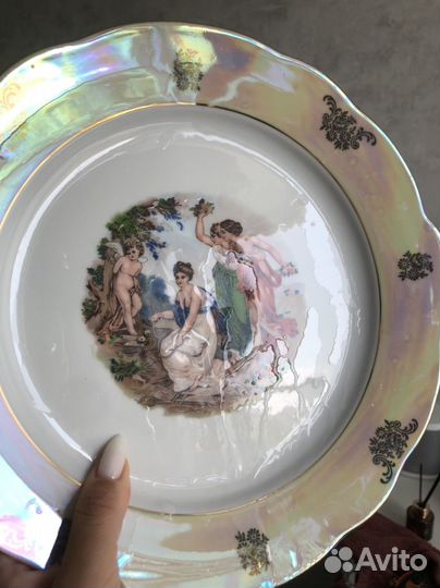 Тарелки большие Мадонна