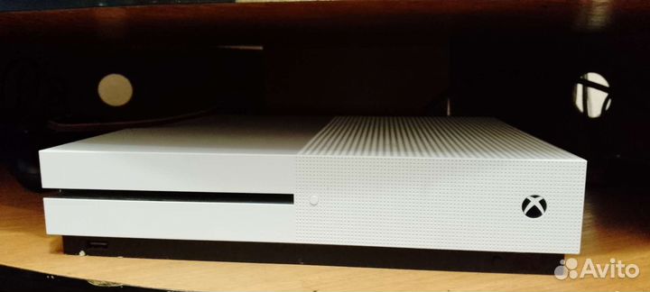 Xbox One s