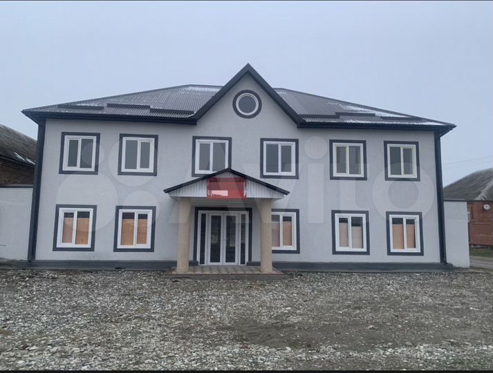 Здание, 400 м²