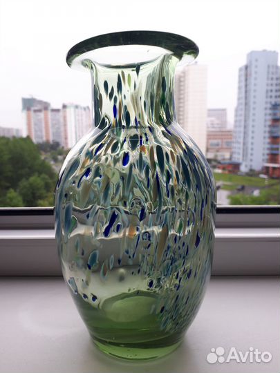 Ваза цветное стекло Неман