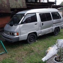 Toyota MasterAce 2.0 AT, 1984, битый, 300 000 км, с пробегом, цена 170 000 руб.