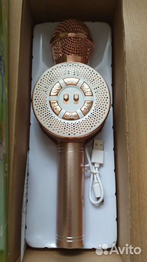 Караоке-микрофон новый в коробке
