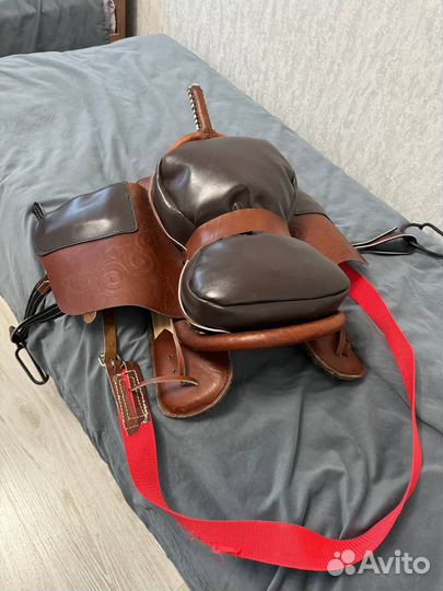 Седло для лошади универсальное