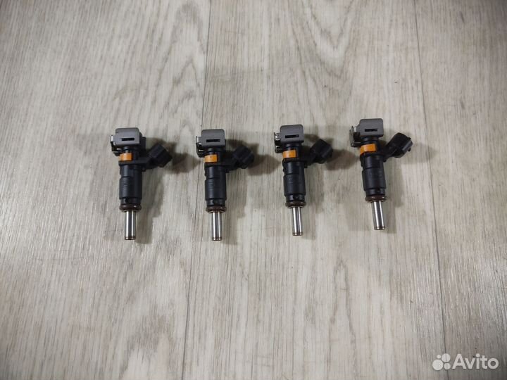 Renault Duster форсунка топливная