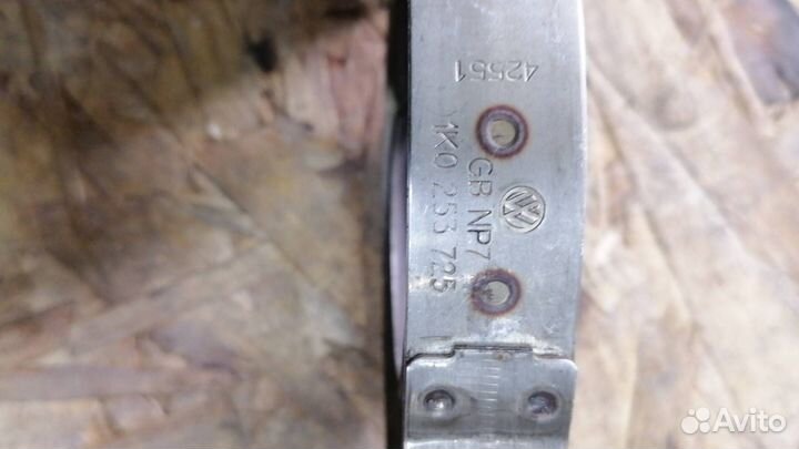 Хомут глушителя Volkswagen Passat B6 2006