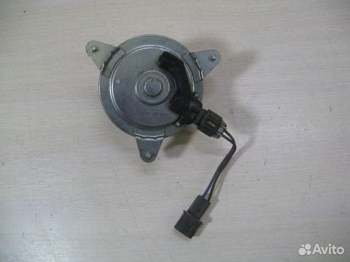 Мотор вентилятора охлаждения Citroen C-Crosser 20