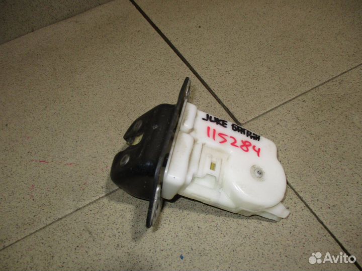 Замок багажника Nissan Juke (F15)