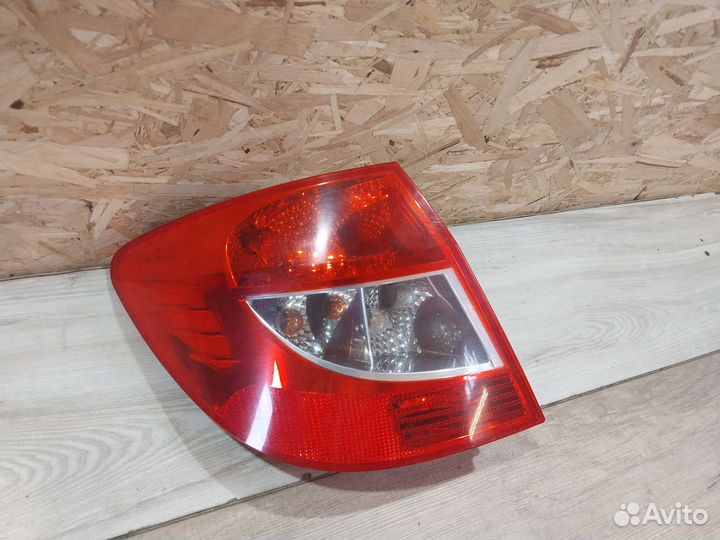 Фонарь левый Renault Symbol 2 2008-2012