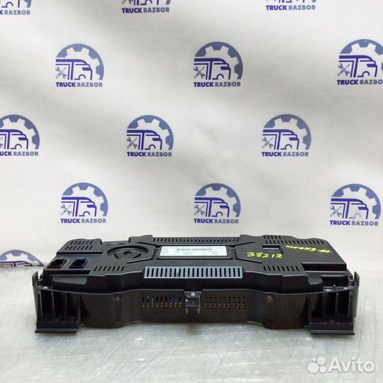 Панель приборов Renault T-Series