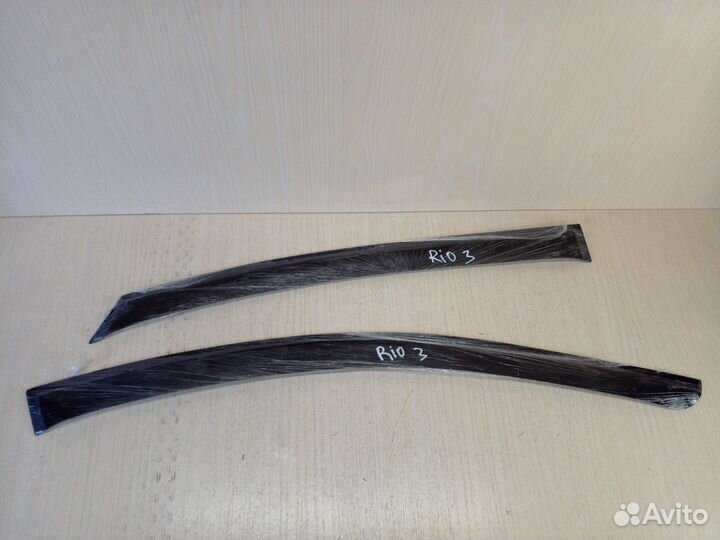 Дефлектор Kia Rio 3