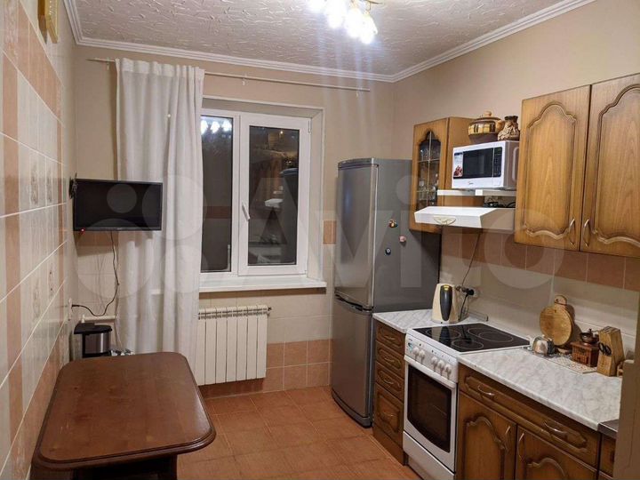 2-к. квартира, 52 м², 10/10 эт.