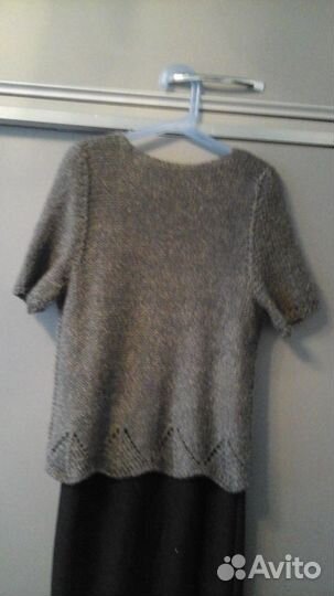 Вязаный жилет для девочки