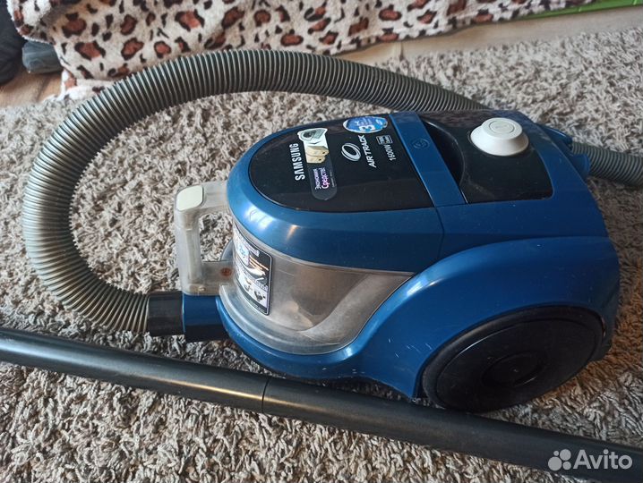 Пылесос Samsung SC4520 мощность 1600W