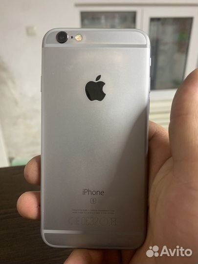 iPhone 6S, 32 ГБ