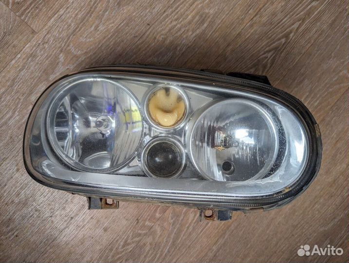 Фара Golf 4 правая оригинал