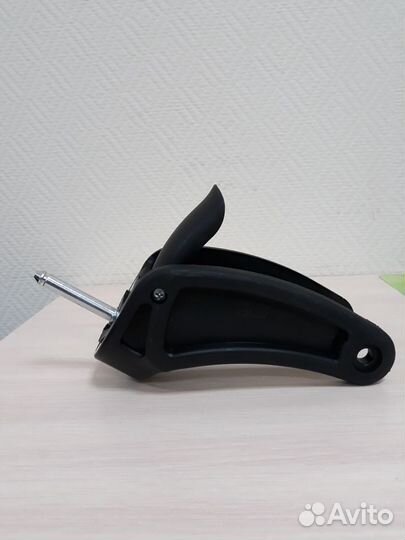 Вилка для поворотного колеса детской коляски