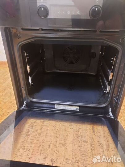 Духовой шкаф