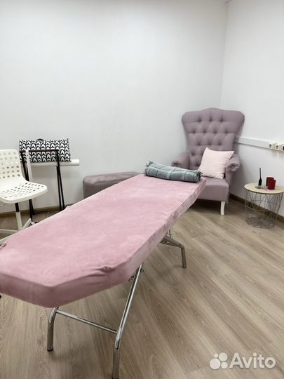 Мастер по наращиванию ресниц/лашмейкер/лешмейкер