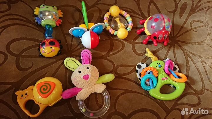 Продаю детские погремушки в отличном состоянии