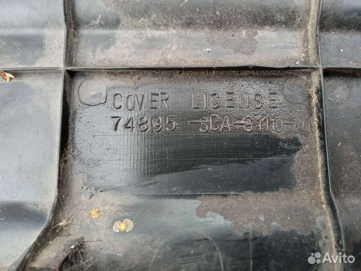 Заглушка накладки 5 ой двери Хонда срв 2 Honda CRV