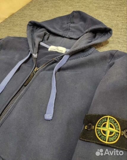 Stone island zip hoodie(едет обратно)