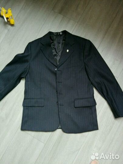 Пиджак детский новый 134-140