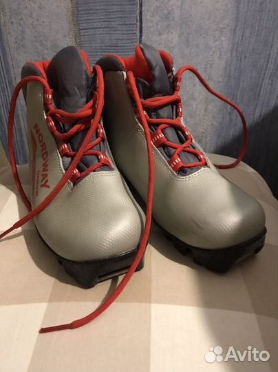 Лыжные ботинки nordway 36 (на 34-35)