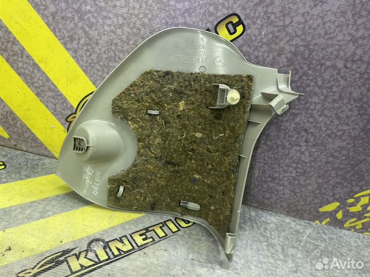 Обшивка нижняя передней правой стойки Mazda CX-7