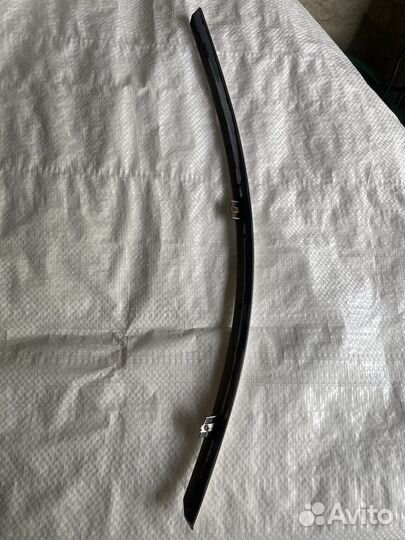 Молдинг переднего бампера Audi A6C6