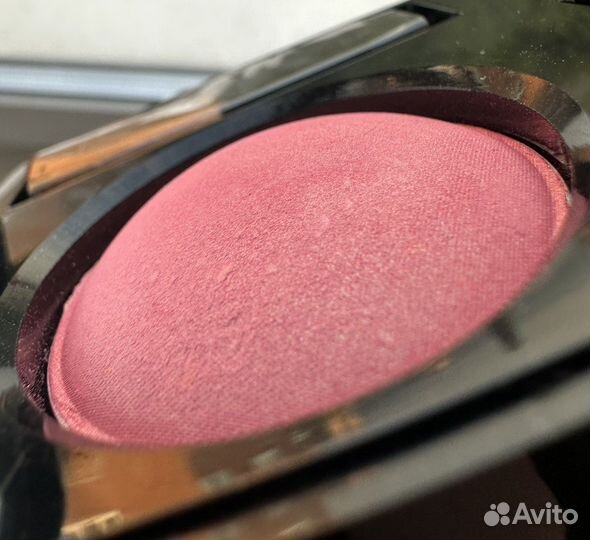 Chanel румяна rose de venise cherry