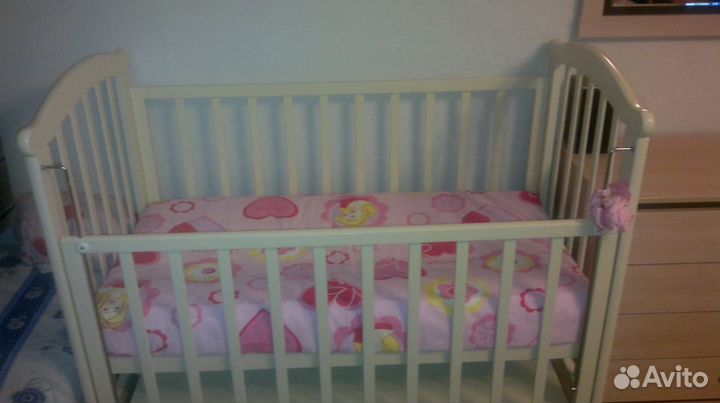 Детская кроватка
