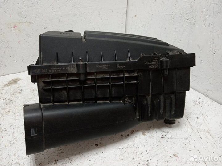 Корпус воздушного фильтра Volkswagen Passat Cc B6