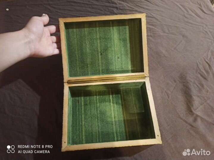 Продам деревянную шкатулку ручной работы