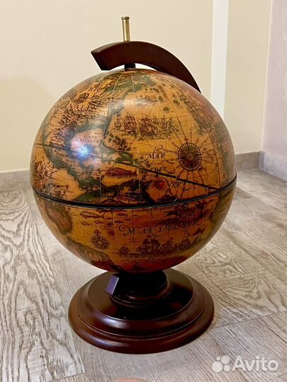 Глобус настольный - бар, хорошее состояние