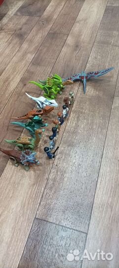 Конструктор Мир юрского периода 8 динозавров