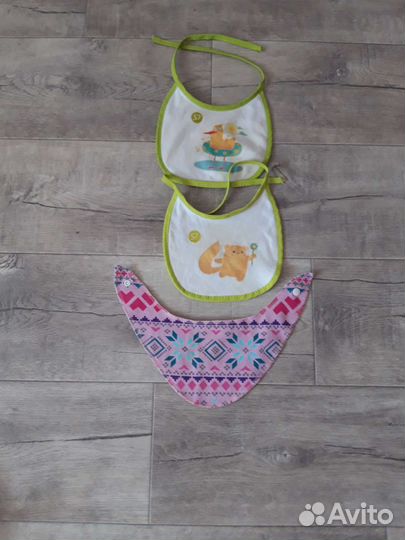 Поильник непроливайка, бутылочки, слюнявчик