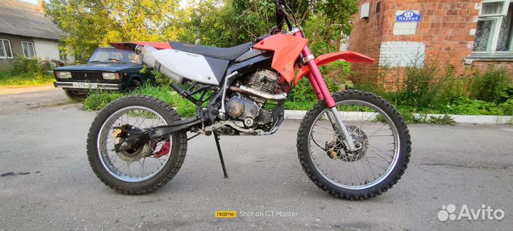 Мотоцикл racer