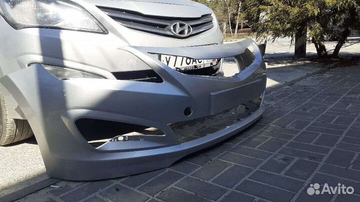 Hyundai Solaris 2014 бампер передний серебристый