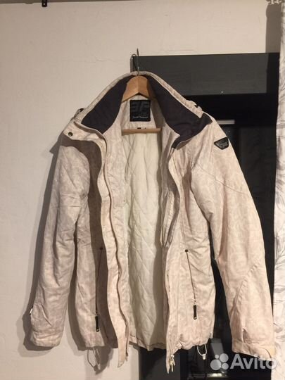 Горнолыжная куртка