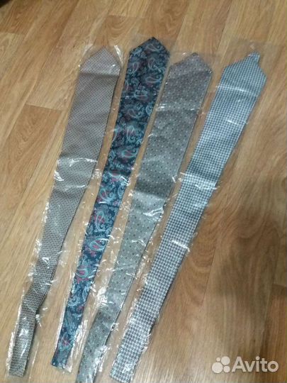 Галстук 4шт. новые каждый
