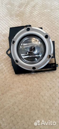 Противотуманная фара Mitsubishi Outlander Xl