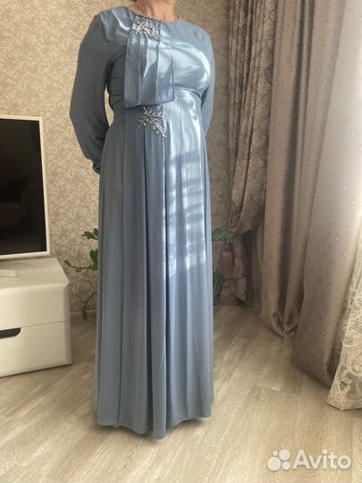 Вечернее платье