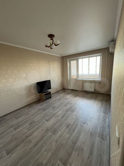 2-к. квартира, 38 м², 4/10 эт.